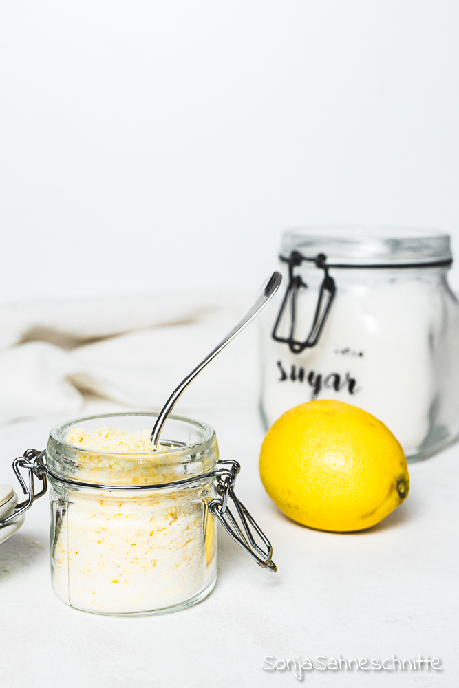 Zucker mit geschmack -Zitronen-Zucker ist nicht nur ein schönes Geschenk aus der Küche sonder auch toll zum backen oder zum verfeinern von Tee.